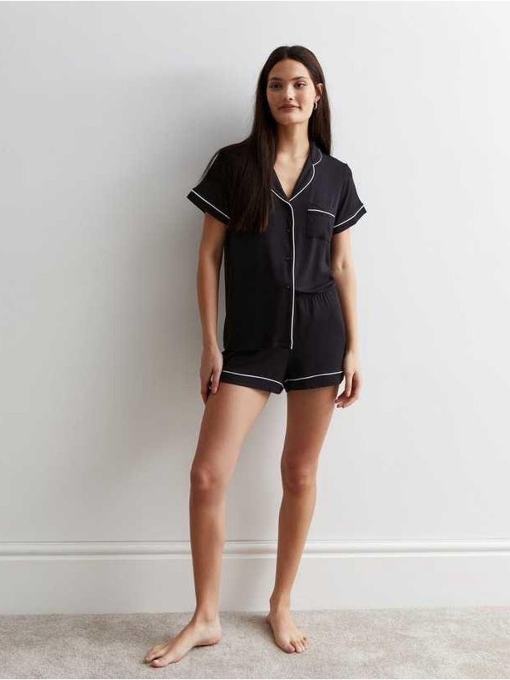 Victoria’s Secret Signature Satin Shine Pajama Short – Black/White Trim – S